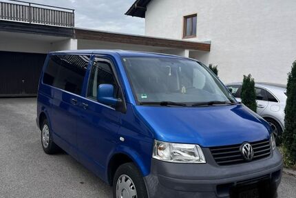 VW T5 Transporter 305.000 km 9.800 &euro; Rosenheim 83024