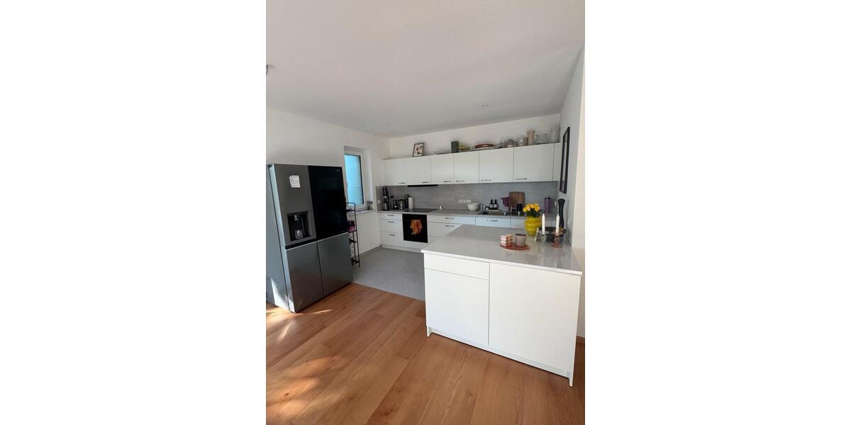 Terrassenwohnung Rosenheim Innenstadt - 4 Zimmer, 133 m&sup2;, 2.480&euro; | Angebot:25141720