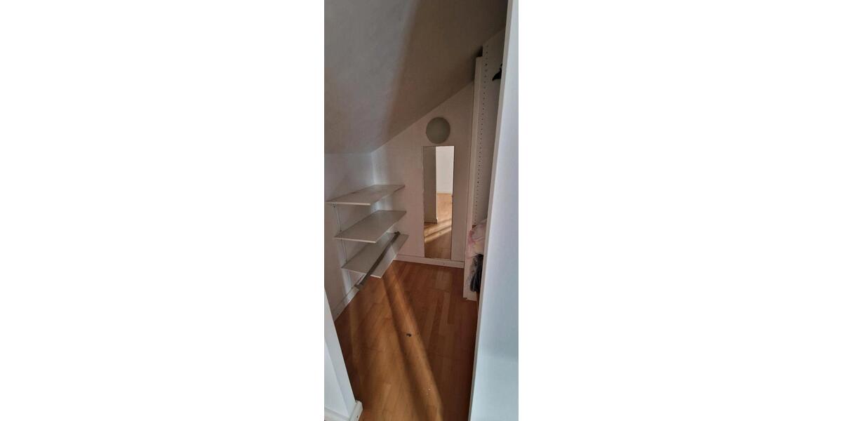 Dachgeschoßwohnung Rosenheim Aising - 2 Zimmer, 65 m&sup2;, 745&euro; | Angebot:25980099