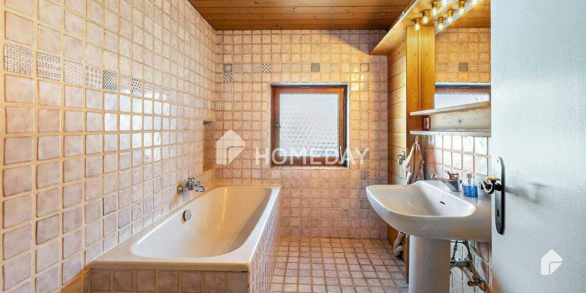 Bauernhaus, Landhaus Neubeuern Altenbeuern - 7 Zimmer, 172 m&sup2;, 890.000&euro; | Angebot:25775238