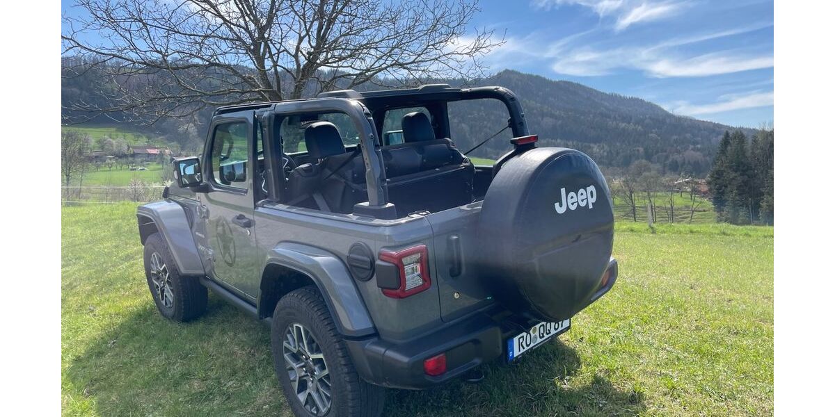 Jeep Wrangler 43.800 km 39.850 &euro; Stephanskirchen 83071