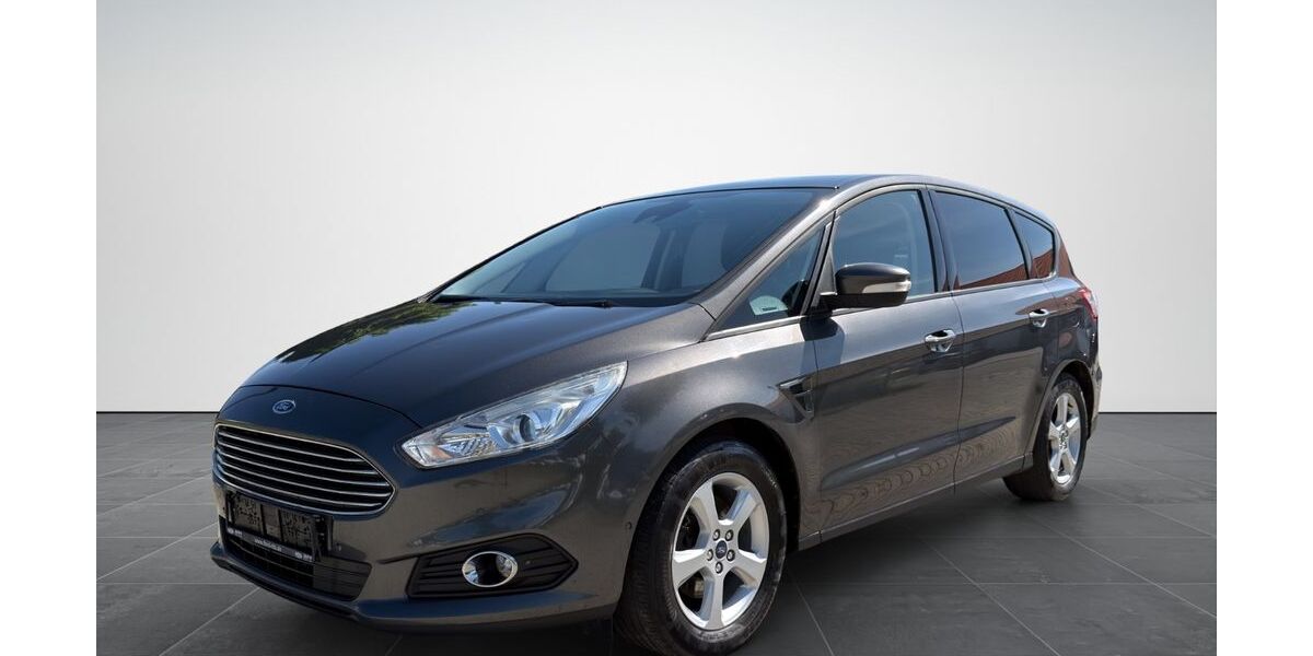Ford S-Max 207.700 km 9.999 &euro; Valley , Landkreis Miesbach 83626