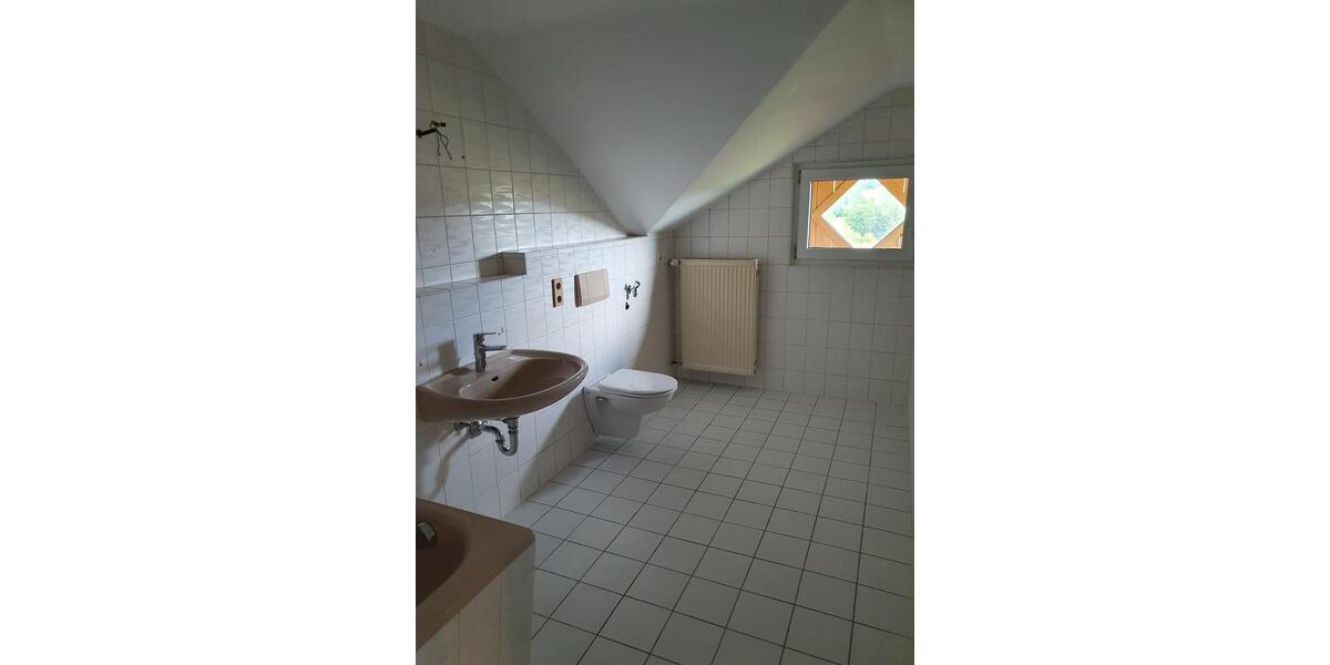 Etagenwohnung Rohrdorf - 3.5 Zimmer, 78 m&sup2;, 1.125&euro; | Angebot:26560505