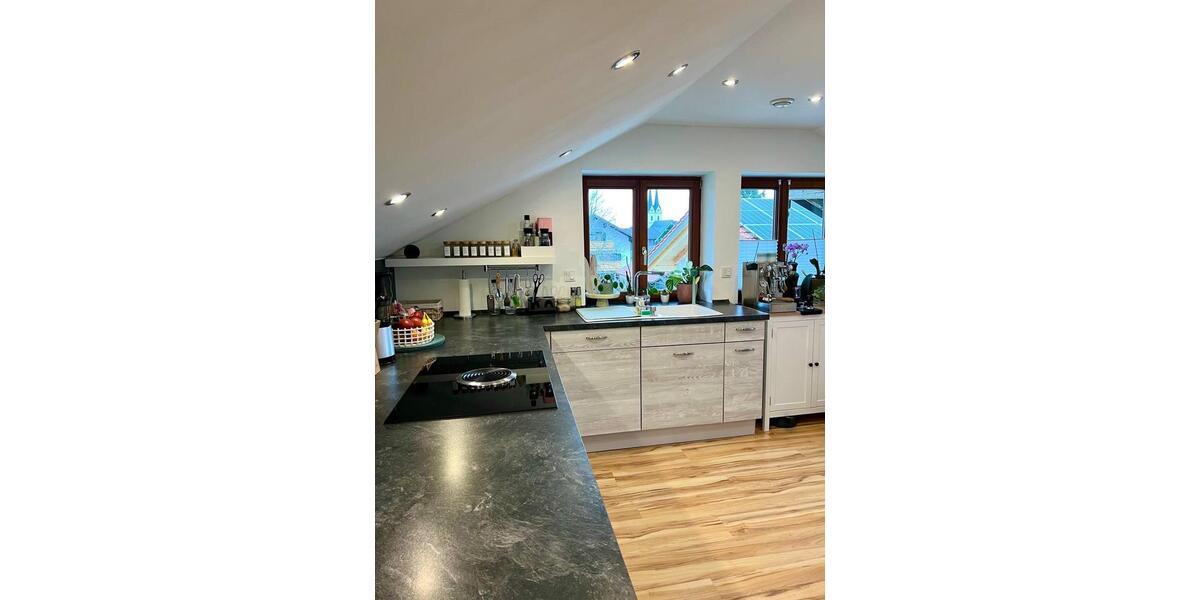 Dachgeschoßwohnung Tuntenhausen - 2 Zimmer, 71 m&sup2;, 1.050&euro; | Angebot:25989110