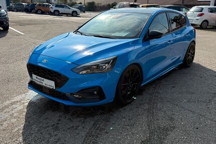 Ford Focus 34.725 km 29.999 &euro; Bad Aibling 83043