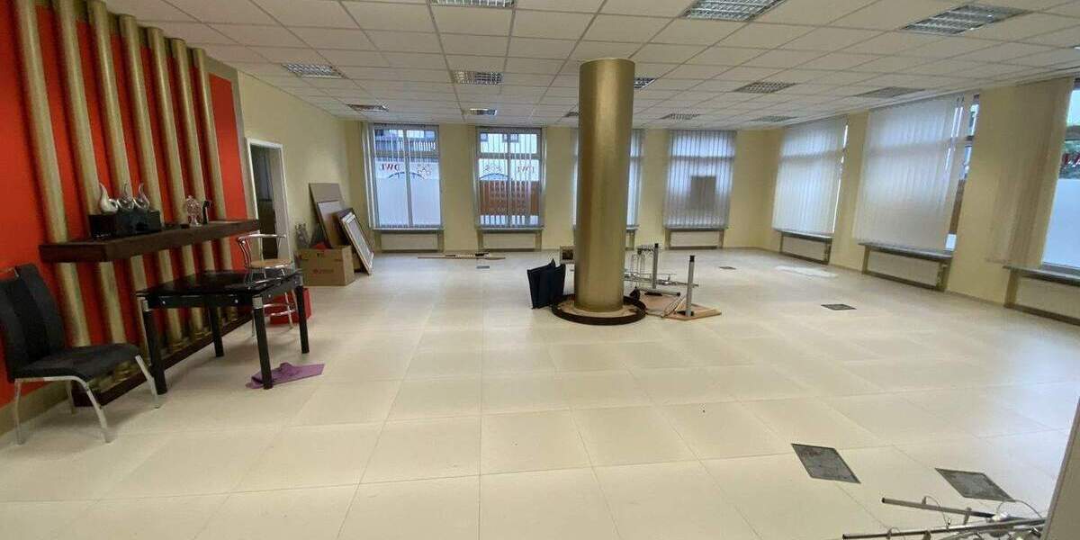 Gewerbeobjekt Kolbermoor - 4 Zimmer, 248 m&sup2;, 3.375&euro; | Angebot:25727375