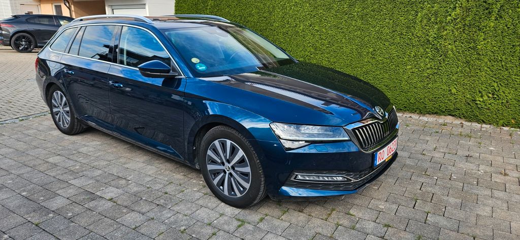 Skoda Superb 101.500 km 21.100 &euro; Prien a. Chiemsee 83209