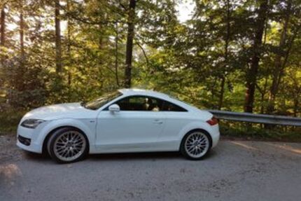Audi TT 201.158 km 7.490 &euro; Rosenheim 83024