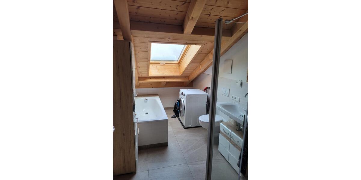 Dachgeschoßwohnung Feldkirchen-Westerham Westerham - 2 Zimmer, 79 m&sup2;, 1.150&euro; | Angebot:25180006