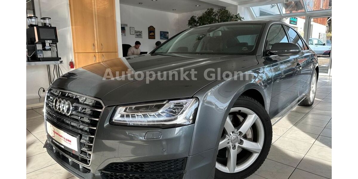 Audi A8 153.609 km 26.990 &euro; Glonn 85625