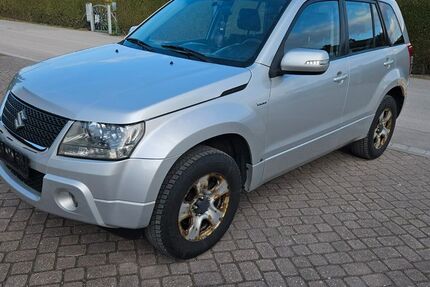 Suzuki Grand Vitara 296.653 km 3.700 &euro; Rosenheim 83026