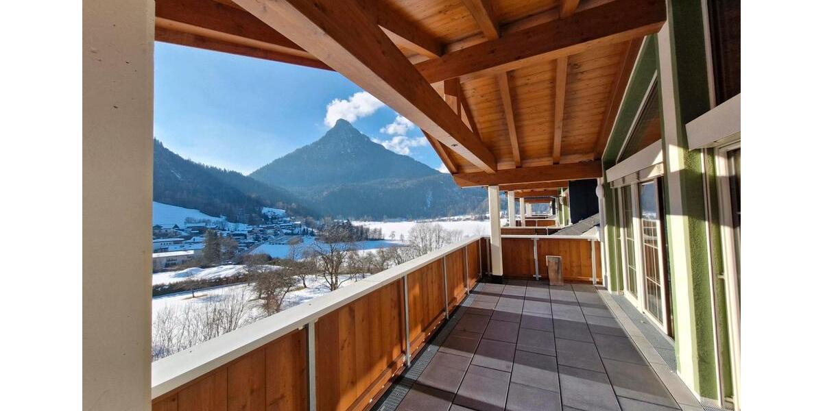 Dachgeschoßwohnung Kiefersfelden - 3 Zimmer, 80 m&sup2;, 1.900&euro; | Angebot:25285959