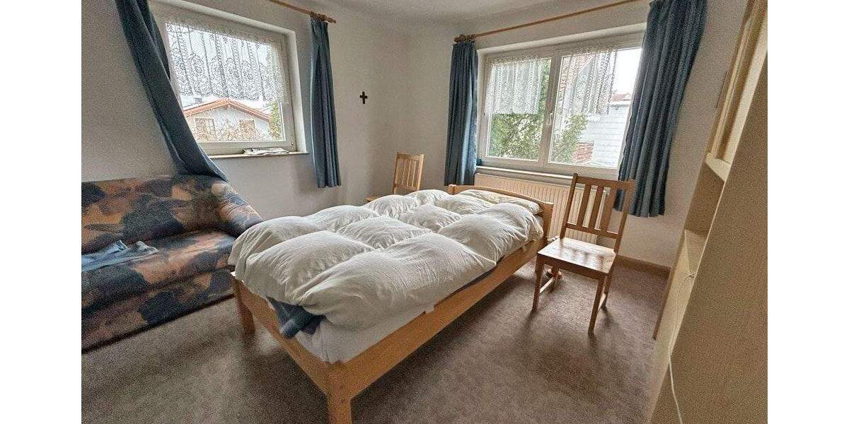 Etagenwohnung Rosenheim Aising - 4 Zimmer, 105 m&sup2;, 320.000&euro; | Angebot:25667944