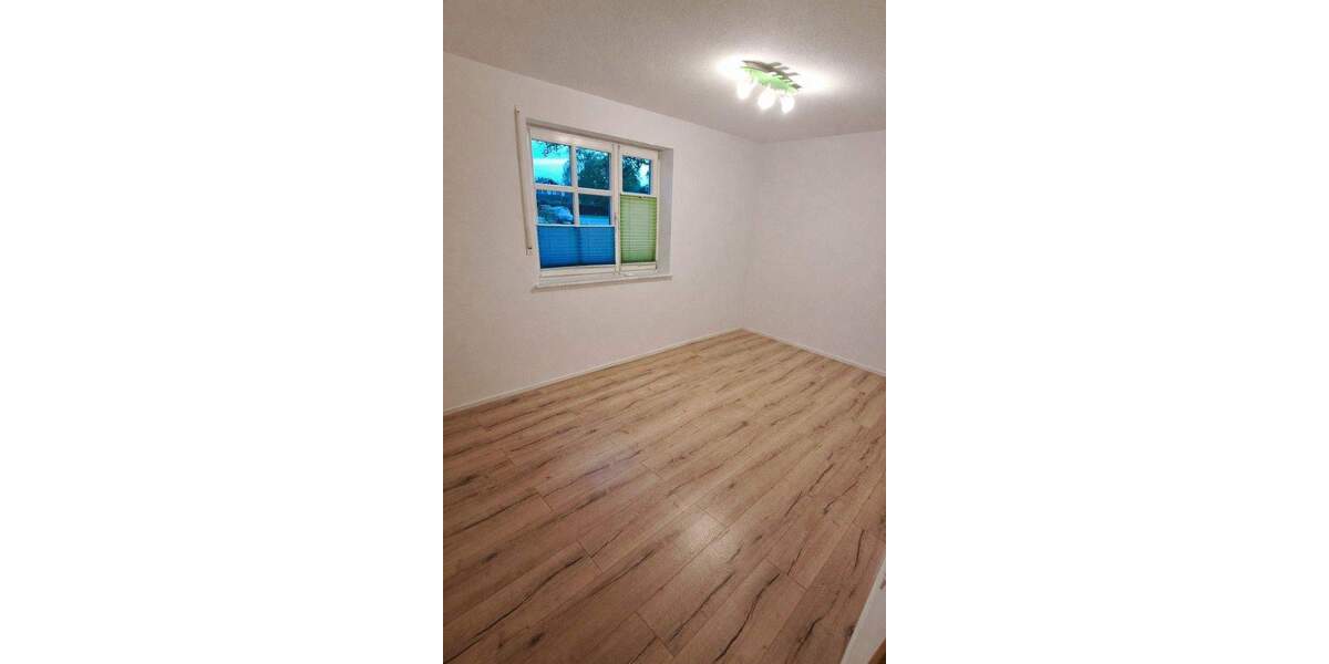 Etagenwohnung Eggstätt - 4 Zimmer, 81 m&sup2;, 398.000&euro; | Angebot:25654270