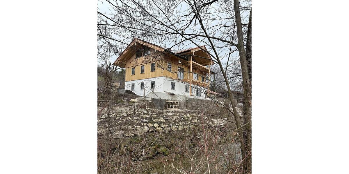 Maisonettenwohnung Hausham - 3 Zimmer, 94 m&sup2;, 1.550&euro; | Angebot:25641253