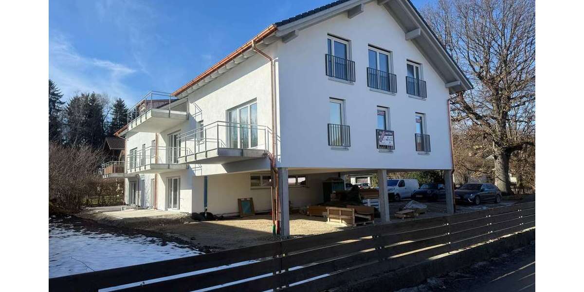 Etagenwohnung Kolbermoor - 4 Zimmer, 137 m&sup2;, 2.350&euro; | Angebot:25091091