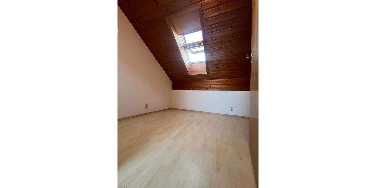 Dachgeschoßwohnung Großkarolinenfeld - 2 Zimmer, 40 m&sup2;, 166.000&euro; | Angebot:26993171