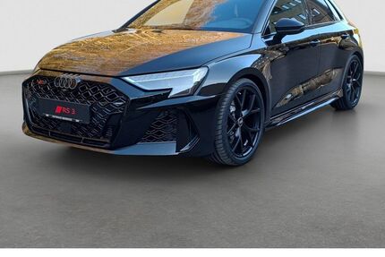 Audi RS3 4.000 km 65.990 &euro; Ebersberg bei München 85560