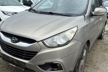 Hyundai ix35 267.000 km 2.999 &euro; Rosenheim 83022