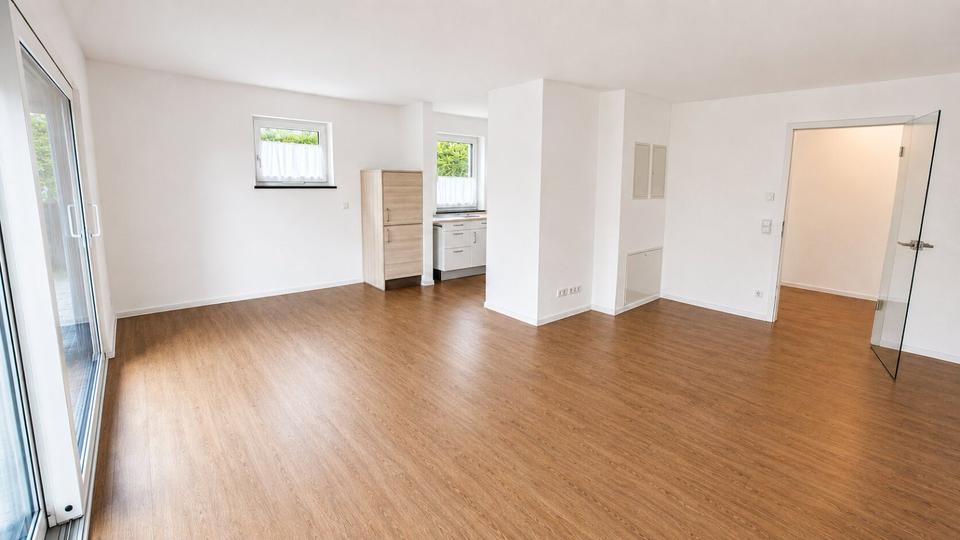 Erdgeschoßwohnung Kolbermoor - 3 Zimmer, 94 m&sup2;, 1.505&euro; | Angebot:26596103