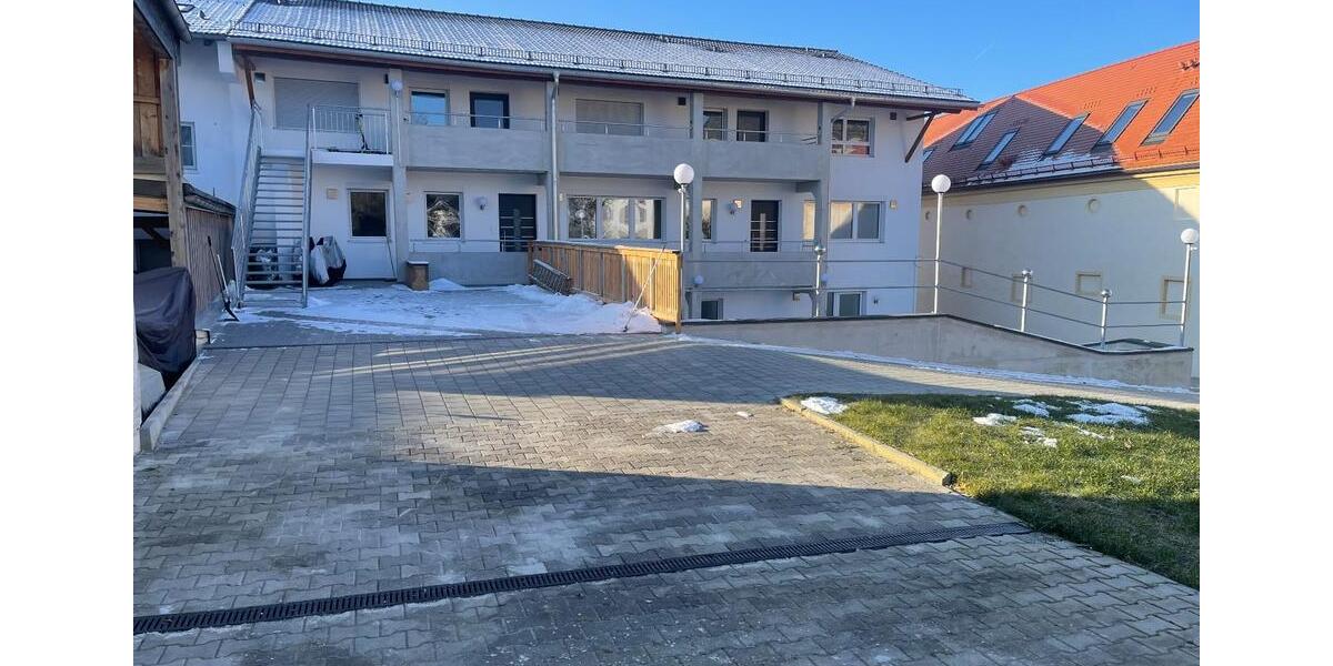 Etagenwohnung Vogtareuth - 2 Zimmer, 65 m&sup2;, 1.069&euro; | Angebot:23089016