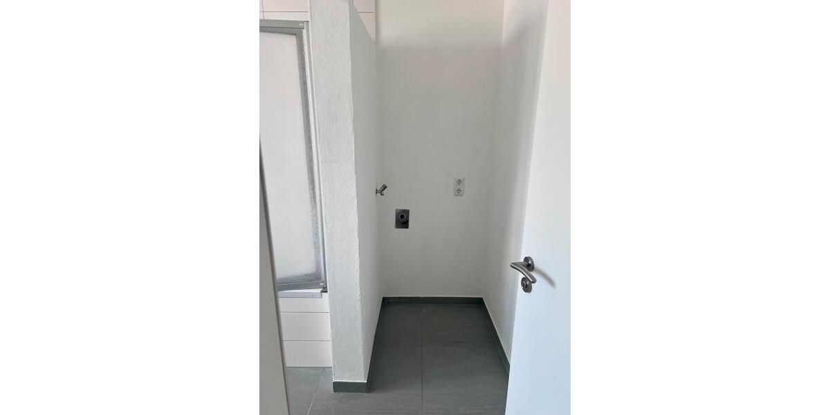 Etagenwohnung Rosenheim Aising - 2 Zimmer, 75 m&sup2;, 1.150&euro; | Angebot:26025711