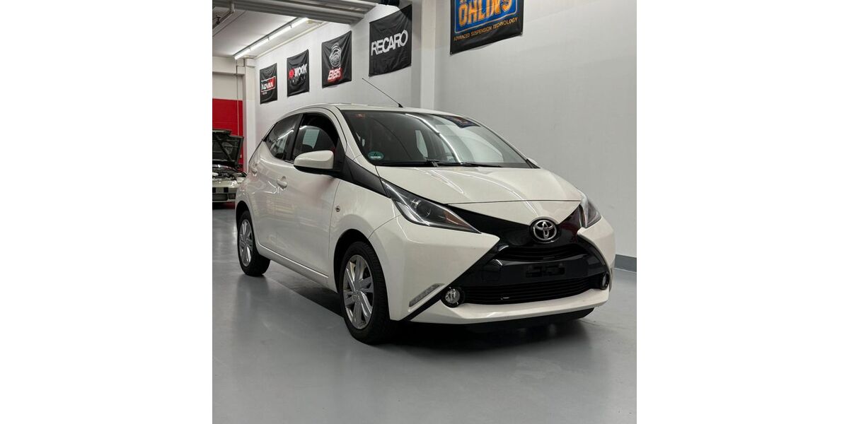Toyota Aygo (X) 79.500 km 6.990 &euro; Brannenburg 83098