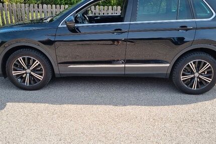VW Tiguan 123.000 km 18.500 &euro; Bad Aibling 83043