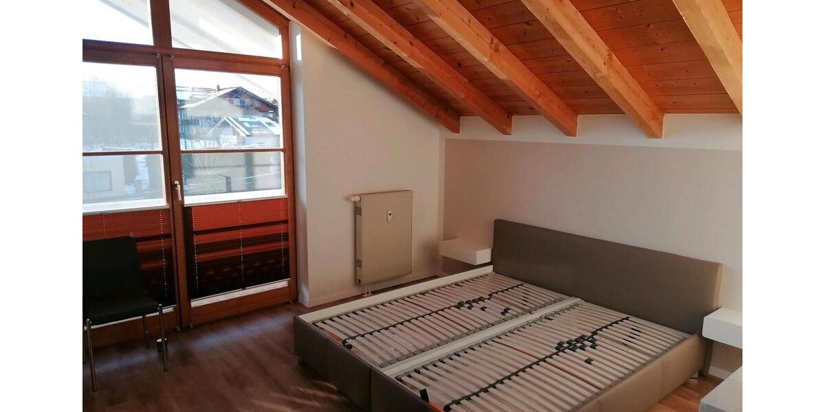 Dachgeschoßwohnung Rosenheim Aising - 2 Zimmer, 84 m&sup2;, 369.000&euro; | Angebot:26121948