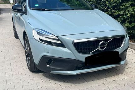 Volvo V40 Cross Country 139.500 km 13.800 &euro; Tuntenhausen - Ostermünchen 83104