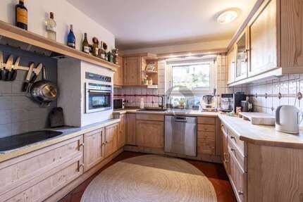 Haus Egmating - 6 Zimmer, 272 m&sup2;, 995.000&euro; | Angebot:26125812