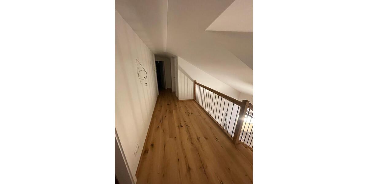 Etagenwohnung Rosenheim Innenstadt - 1 Zimmer, 60 m&sup2;, 640&euro; | Angebot:25935695