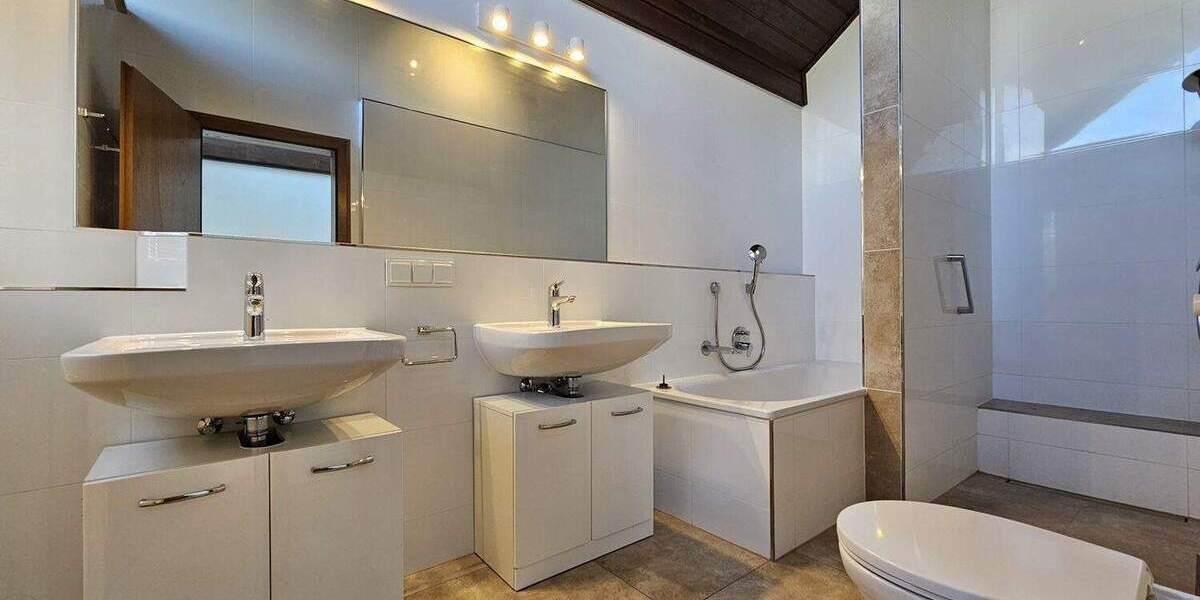 Reihenendhaus Stephanskirchen Haidholzen - 6 Zimmer, 160 m&sup2;, 890.000&euro; | Angebot:25698552