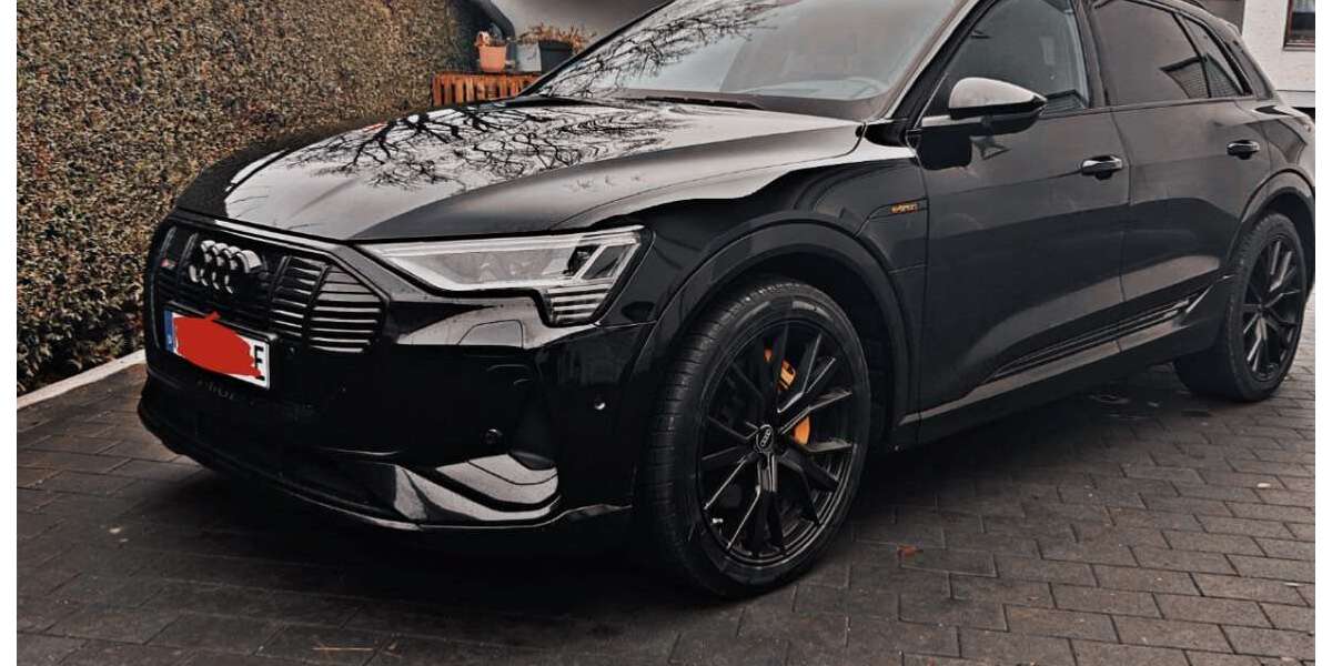 Audi e-tron 43.000 km 47.499 &euro; Rohrdorf 83101
