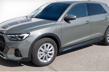 Audi A1 8.015 km 25.880 &euro; Rosenheim 83022