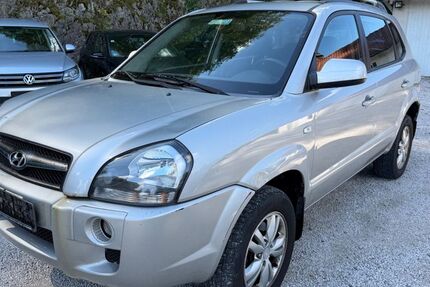 Hyundai TUCSON 213.500 km 1.799 &euro; Grassau 83224