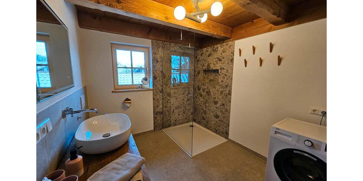 Maisonettenwohnung Tuntenhausen - 3 Zimmer, 76 m&sup2;, 1.500&euro; | Angebot:24848485