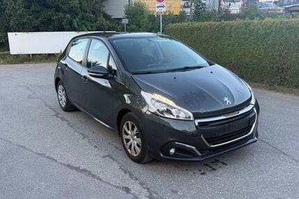 Peugeot 208 56.257 km 4.499 &euro; Rosenheim 83026