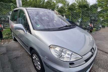 Peugeot 807 185.670 km 1.990 &euro; Rosenheim 83026