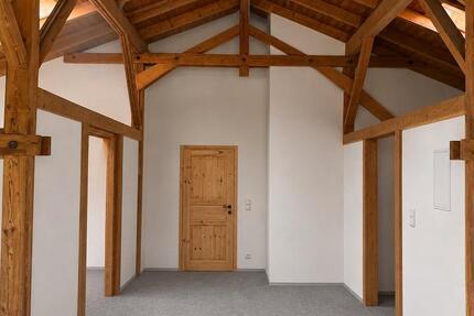 Wohnung Egmating - 2 Zimmer, 109 m&sup2;, 1.690&euro; | Angebot:26698829
