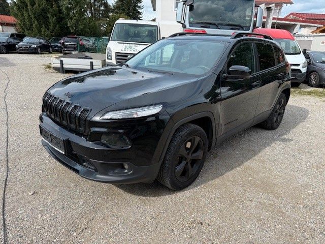 Jeep Cherokee 385.000 km 6.900 &euro; Prien-Bachham 83209