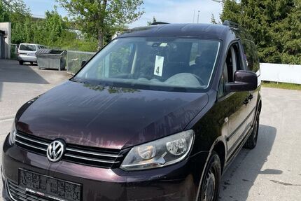 VW Caddy 176.592 km 3.799 &euro; Rosenheim 83026