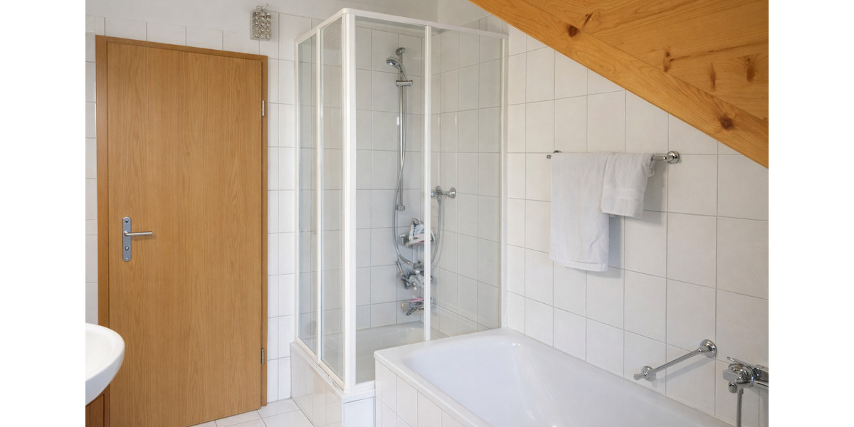 Dachgeschoßwohnung Bruckmühl - 2 Zimmer, 55 m&sup2;, 299.000&euro; | Angebot:25341901