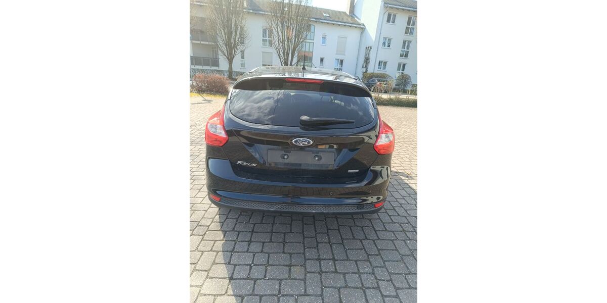 Ford Focus 189.000 km 3.200 &euro; Rosenheim 83026
