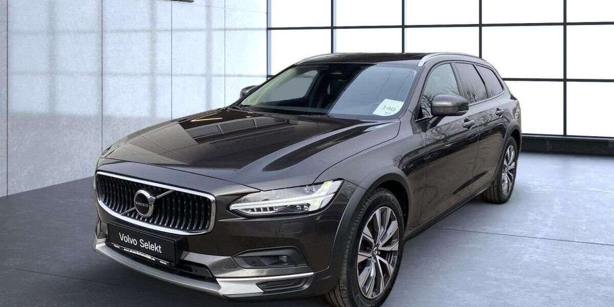 Volvo V90 Cross Country 134.690 km 32.990 &euro; Kolbermoor 83059