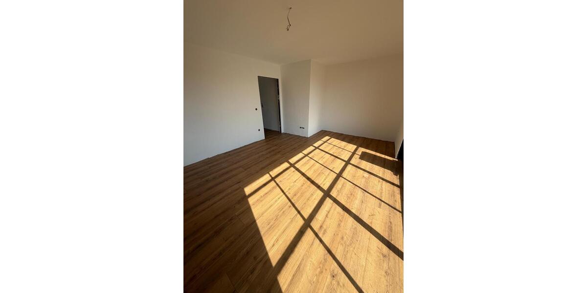 Erdgeschoßwohnung Flintsbach am Inn - 4 Zimmer, 85 m&sup2;, 1.500&euro; | Angebot:25904020