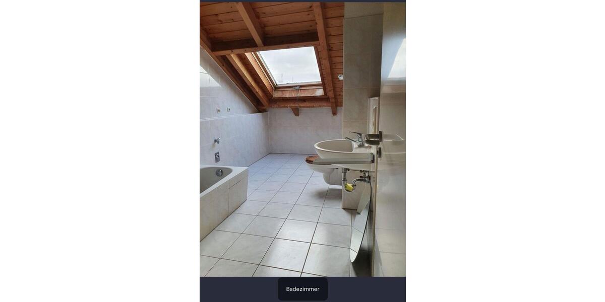 Dachgeschoßwohnung Wasserburg am Inn - 3 Zimmer, 81 m&sup2;, 980&euro; | Angebot:25989086