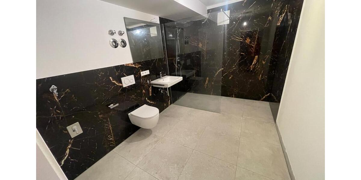 Erdgeschoßwohnung Vogtareuth - 3 Zimmer, 94 m&sup2;, 1.457&euro; | Angebot:25648862