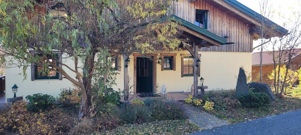 Villa Bad Aibling - 6 Zimmer, 256 m&sup2;, 1.049.000&euro; | Angebot:26084669