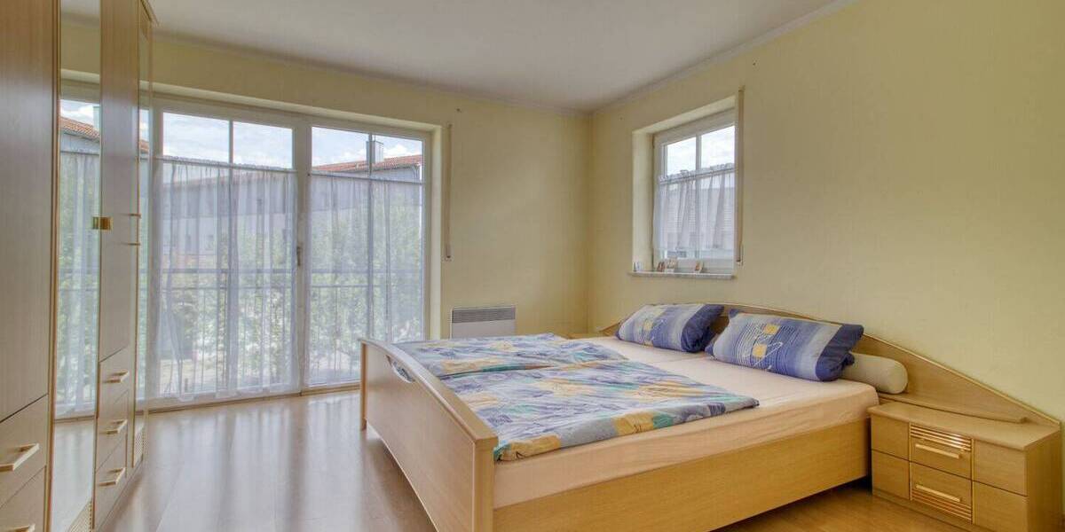 Einfamilienhaus Rohrdorf - 8 Zimmer, 260 m&sup2;, 890.000&euro; | Angebot:26595933